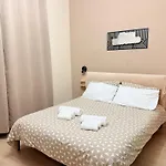 Lodevi Πανσιόν