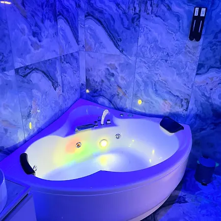 Lodevi בית הארחה