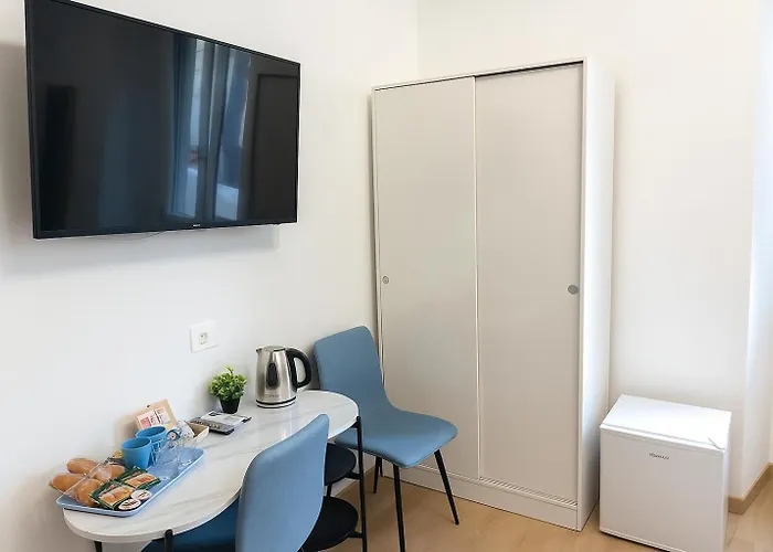 Lodevì Affittacamere 3*